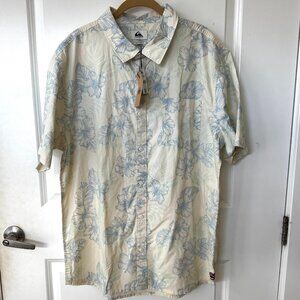 Quiksilver Regular Fit Short-Sleeve Button-Up Shirt – Size XL (New with Tags)
